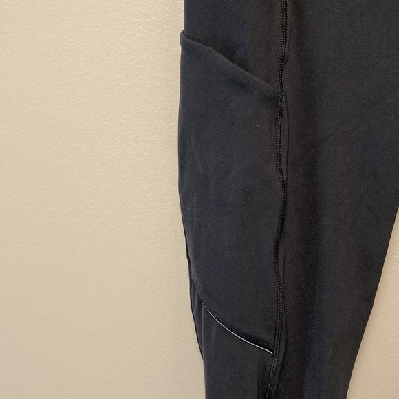 Black Lulumon Leggings with Pockets & Reflective Strip - Picture 3 of 5
